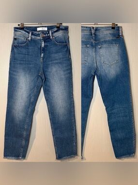 Kancan High Rise Straight Leg Raw Hem Cropped Jeans 27